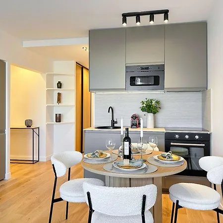 Apartment Deluxe Location In Place D'italie *