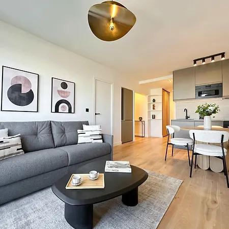 Deluxe Location In Place D'italie * Paris