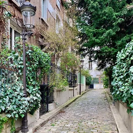 Deluxe Location In Place D'italie Apartment